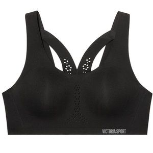 Victoria’s Secret sports bra NWTS